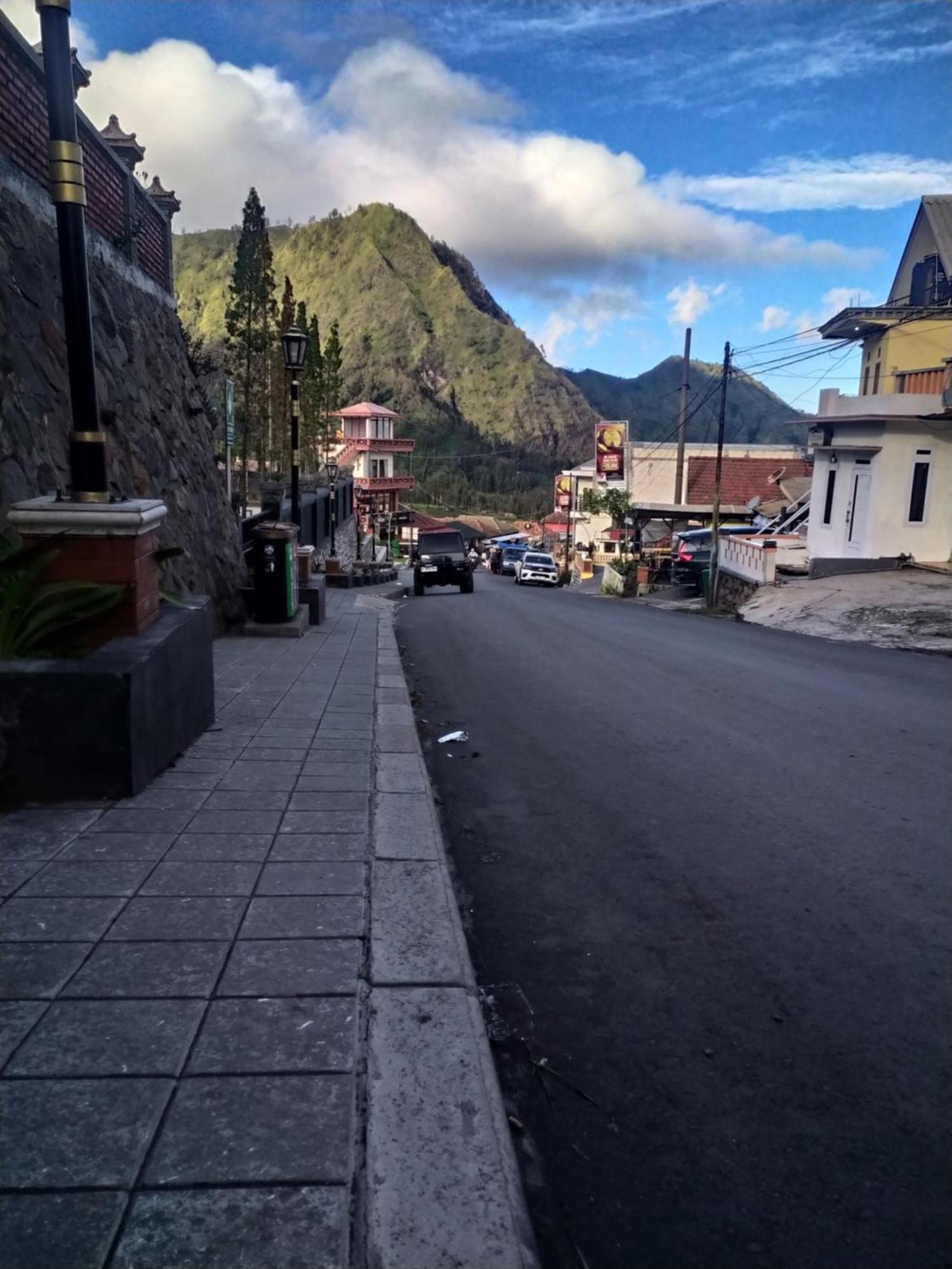Lusman Homestay Bromo Ngadisari Екстер'єр фото
